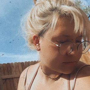 Meet your Posher, Rachel